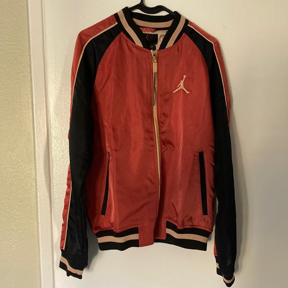 NEW Nike Air Jordan Remastered Souvenir Jacket Comfort